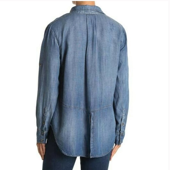 Cloth & Stone Chambray Split Hem Button Down Shirt - Picture 2 of 8